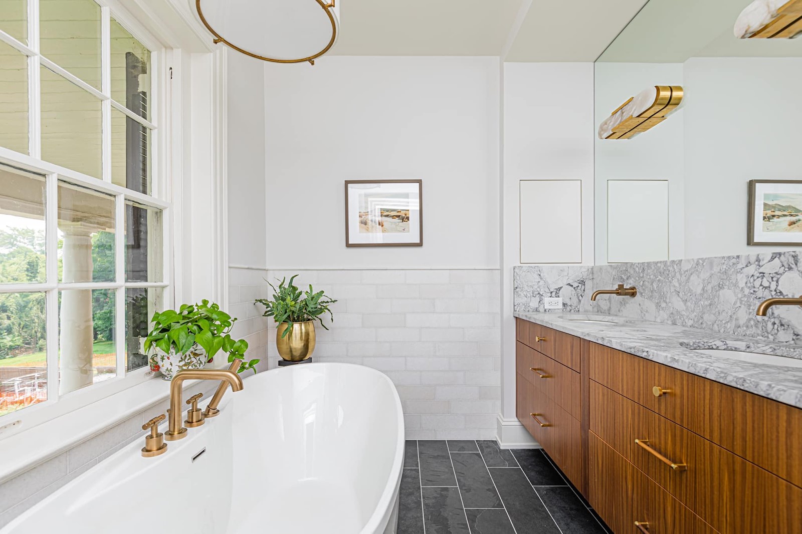 Master bath renovation by BKM in Richmond, Virginia showing lots of natural lighting